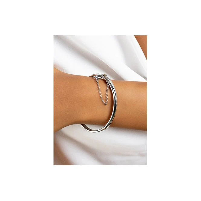 Cariad Silver Bangle with Safety Chain - Image 4