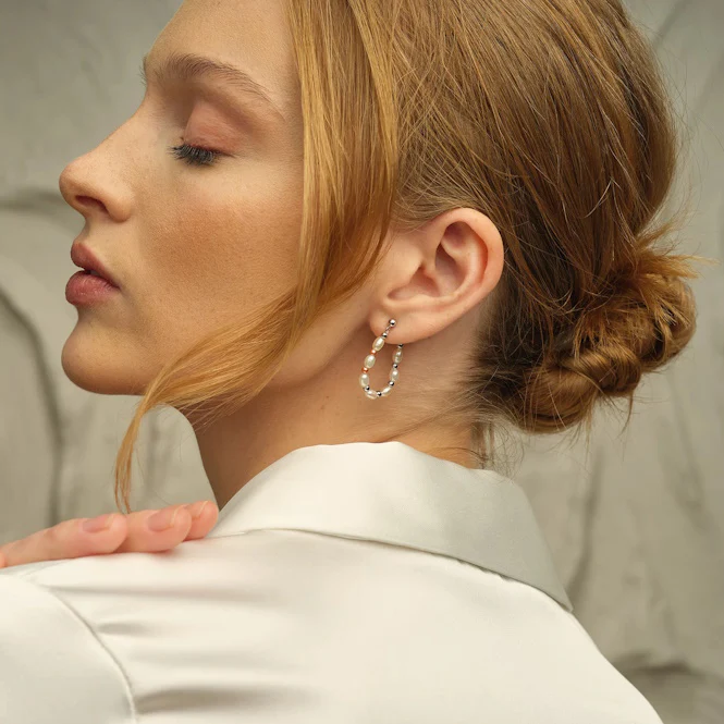 Nature's Wonder Silver Beachcomber Hoop Earrings with Pearls - Image 2