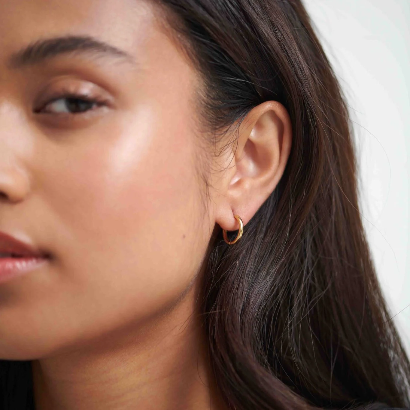 Gold Essential Extra Small Hoop Earrings - Image 2