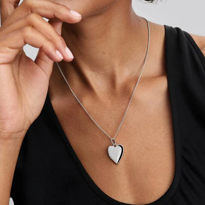 Engravable Openable Heart Tag Pendant - Image 2