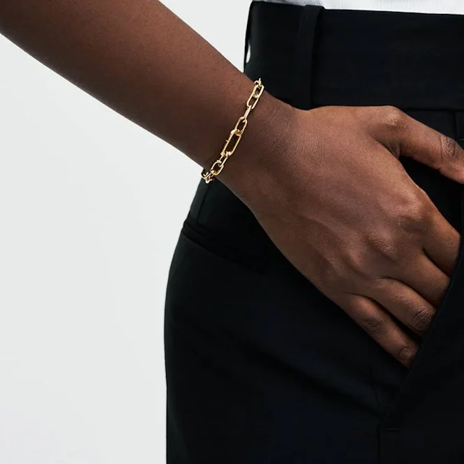 ME Gold Small-Link Chain Bracelet, 17.5cm - Image 4